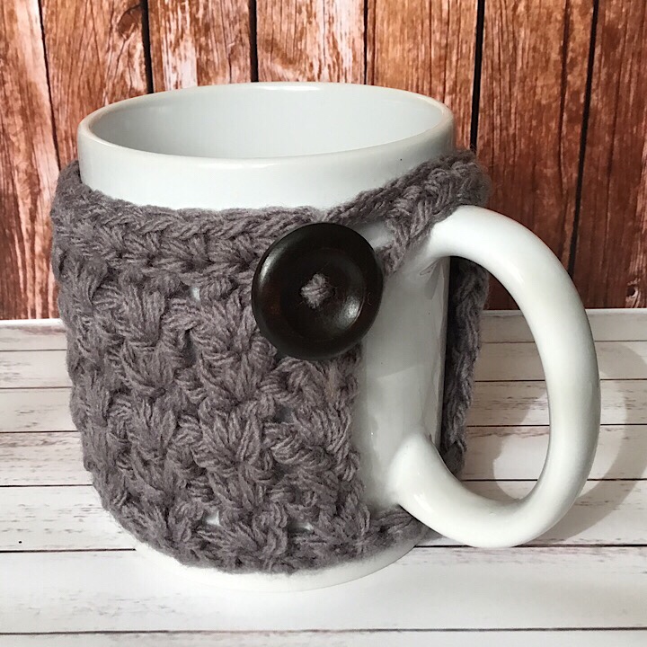 Miranda's Mug Cozy in Grey