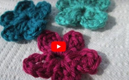 How to crochet small flower