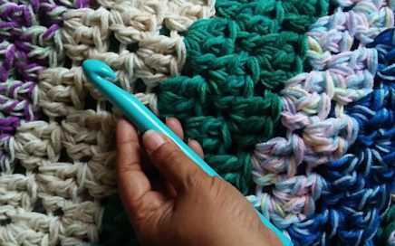 Chunky yarn, chunky crochet hook
