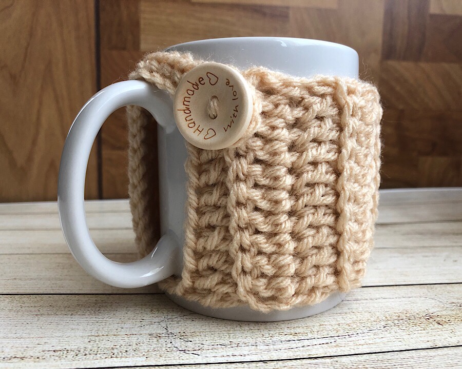 Haniyyah's Mug Cozy in Cream