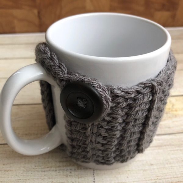 Haniyyah's Mug Cozy in grey