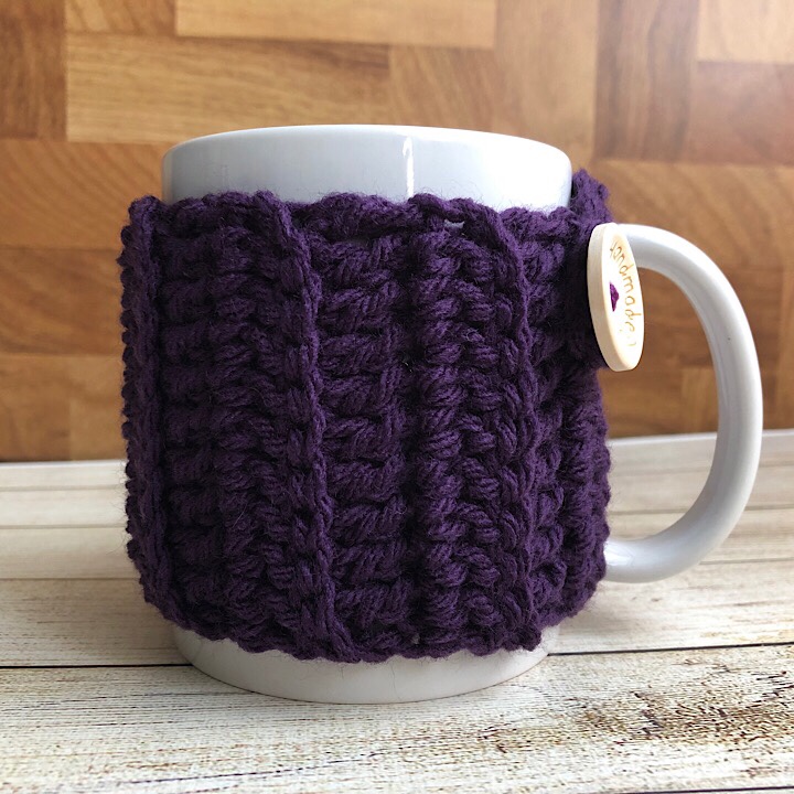 Haniyyah's Mug Cozy in purple
