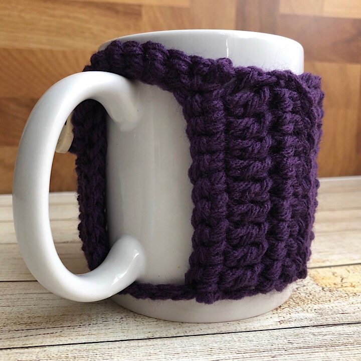 Haniyyah's Mug Cozy in purple