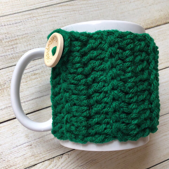 Haniyyah's Mug Cozy in Green