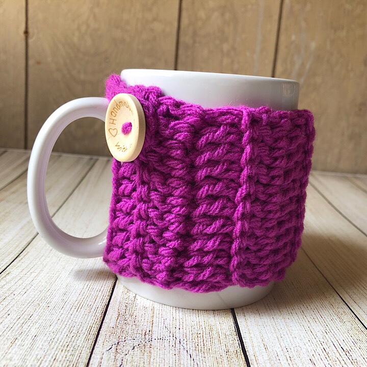 Haniyyah's Mug Cozy in Pink