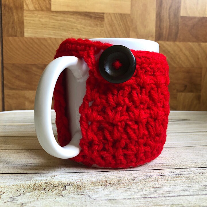 Miranda's Mug Cozy in Red