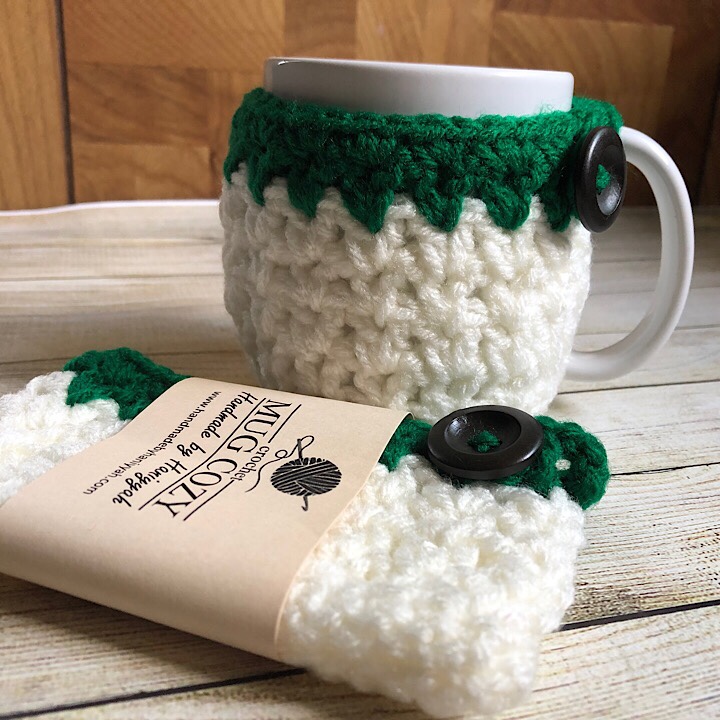Miranda's Mug Cozy in White & Green