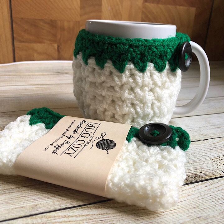 Miranda's Mug Cozy in White & Green
