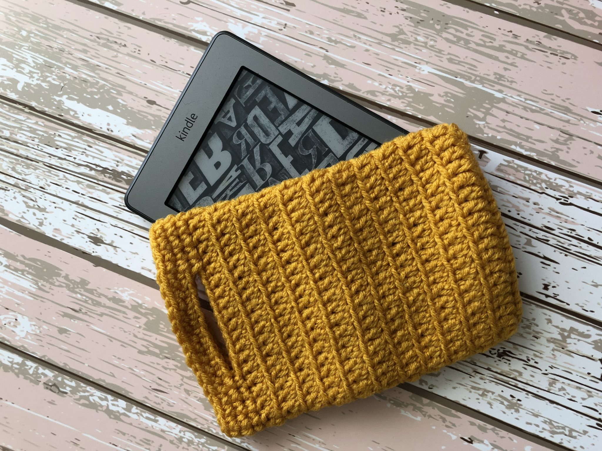 Kindle e-reader Crochet Cover