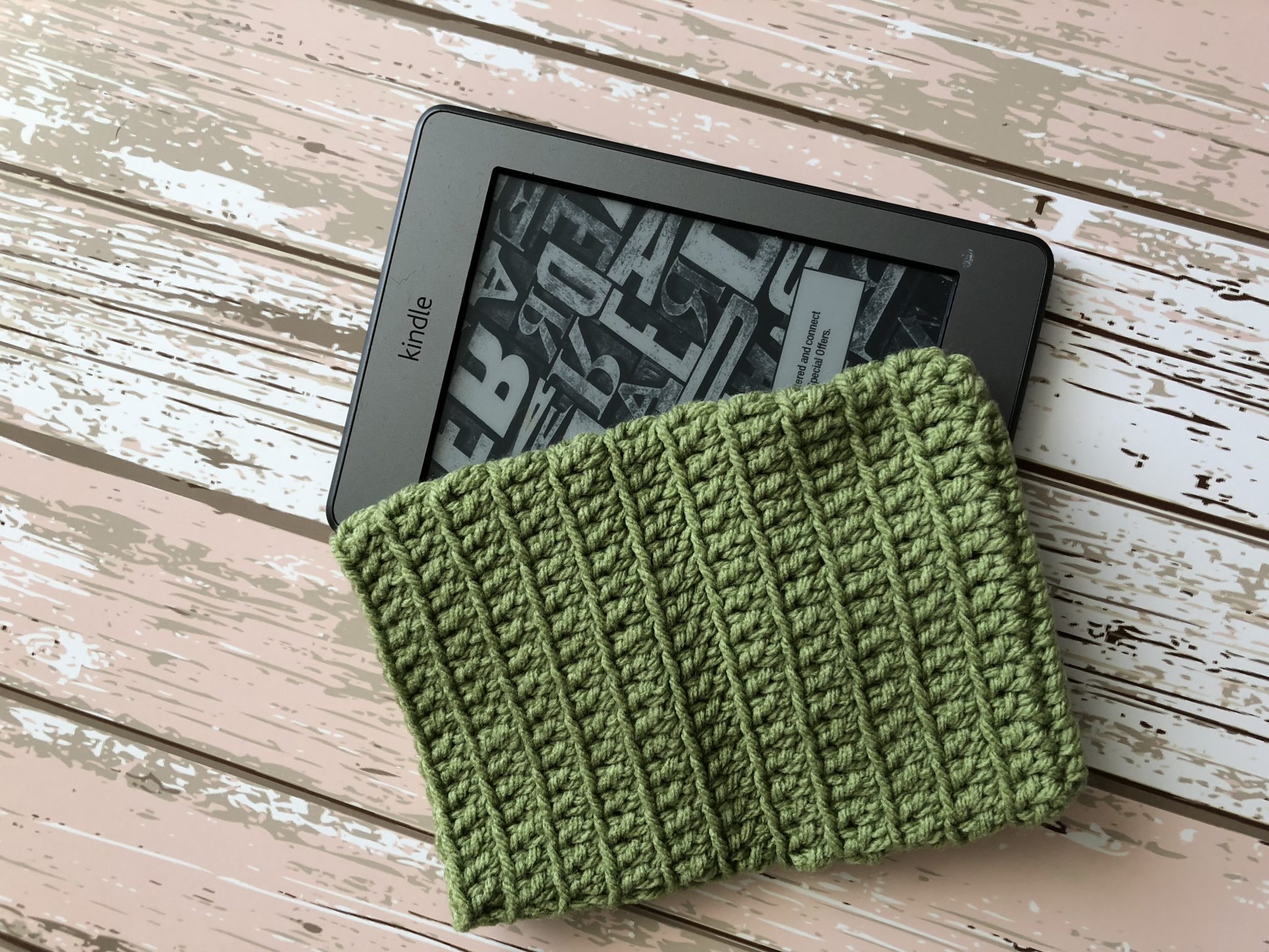 Kindle e-reader Crochet Cover