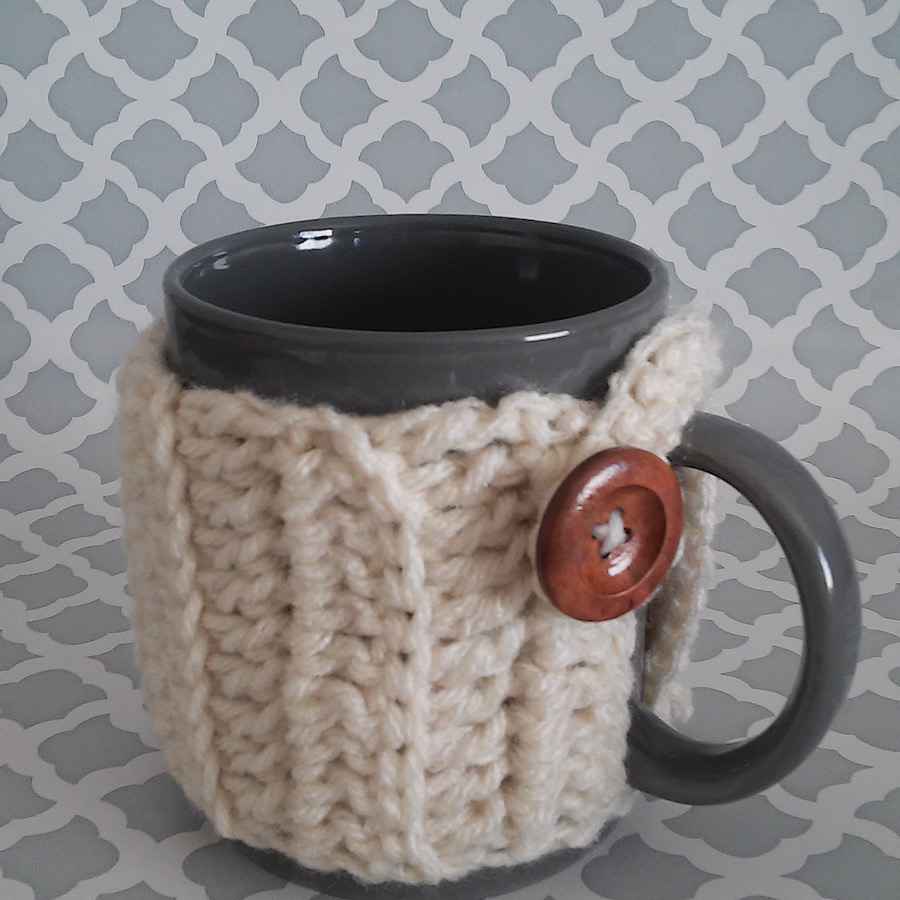 Haniyyah's Mug Cozy in Cream