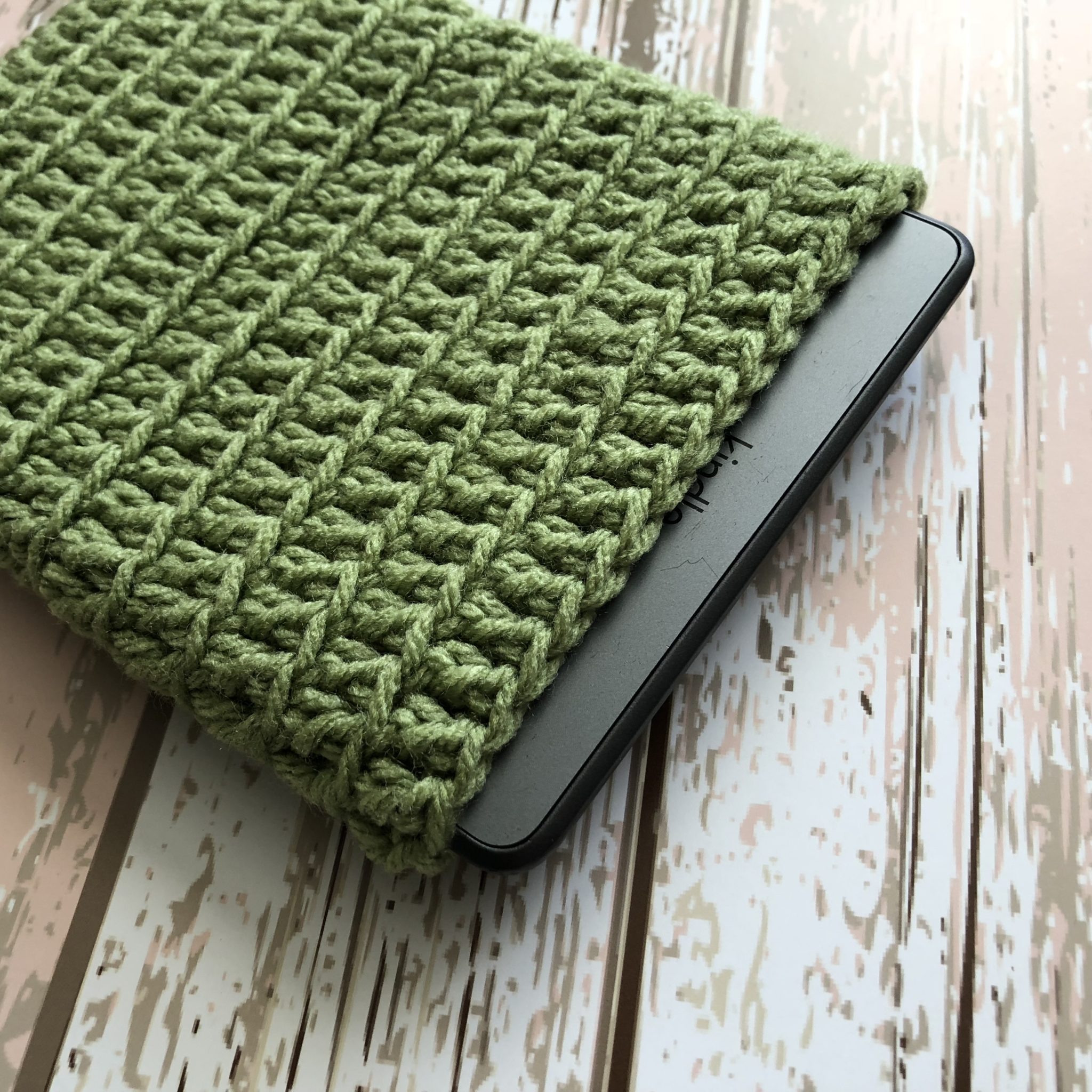 Kindle e-reader Crochet Cover