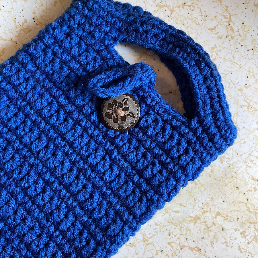 Blue Kindle Crochet Cover