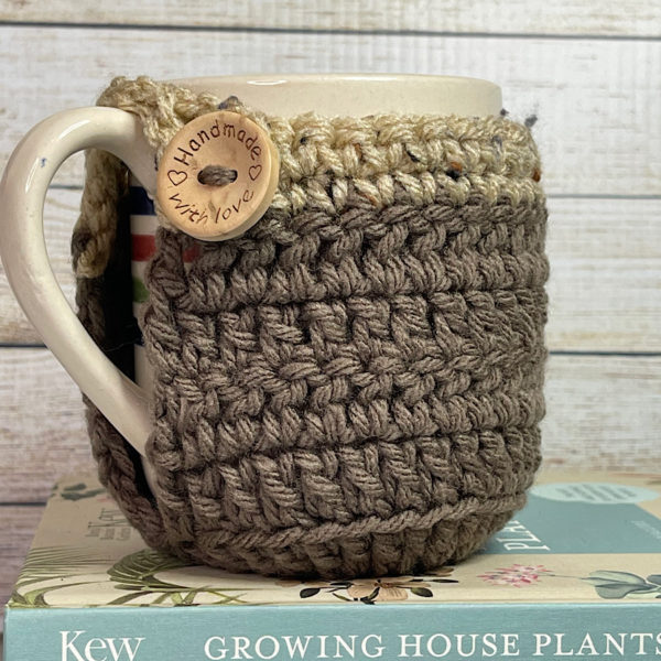 Crochet Mug Cozy with Bottom in Latte Brown and Cream
